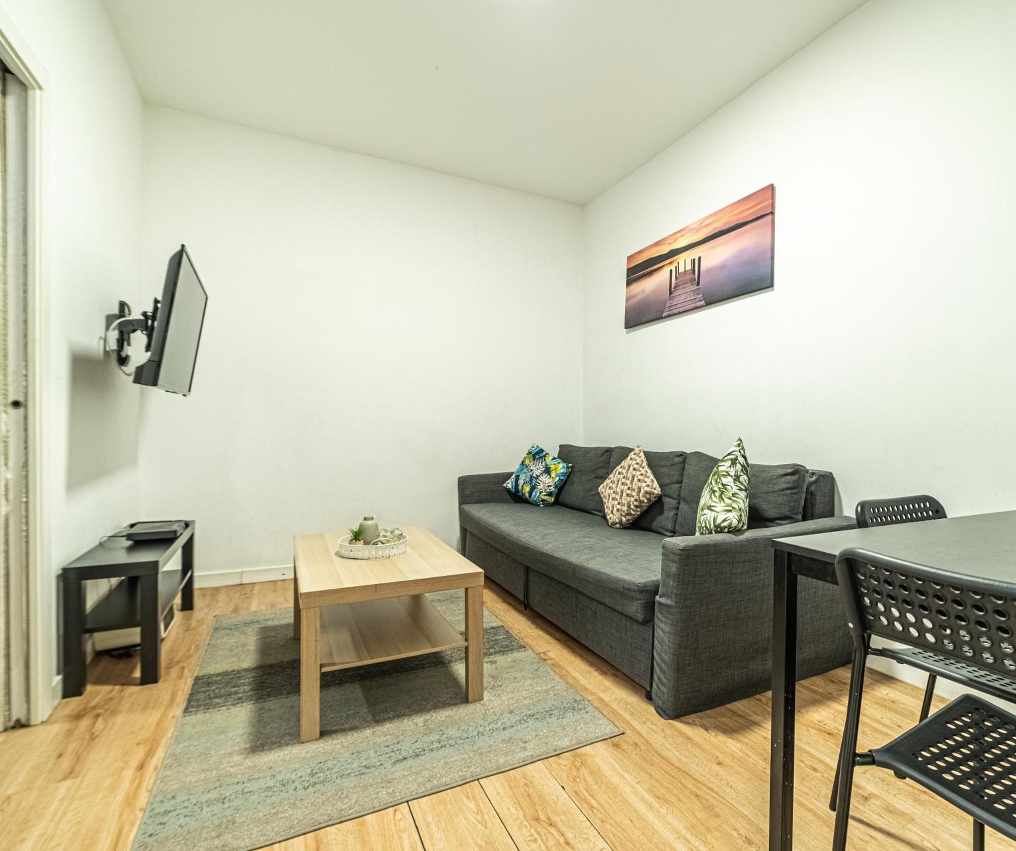شقة New Flat , Modern , Wifi, 10Min Sol, 5 Reina Sofia مدريد المظهر الخارجي الصورة