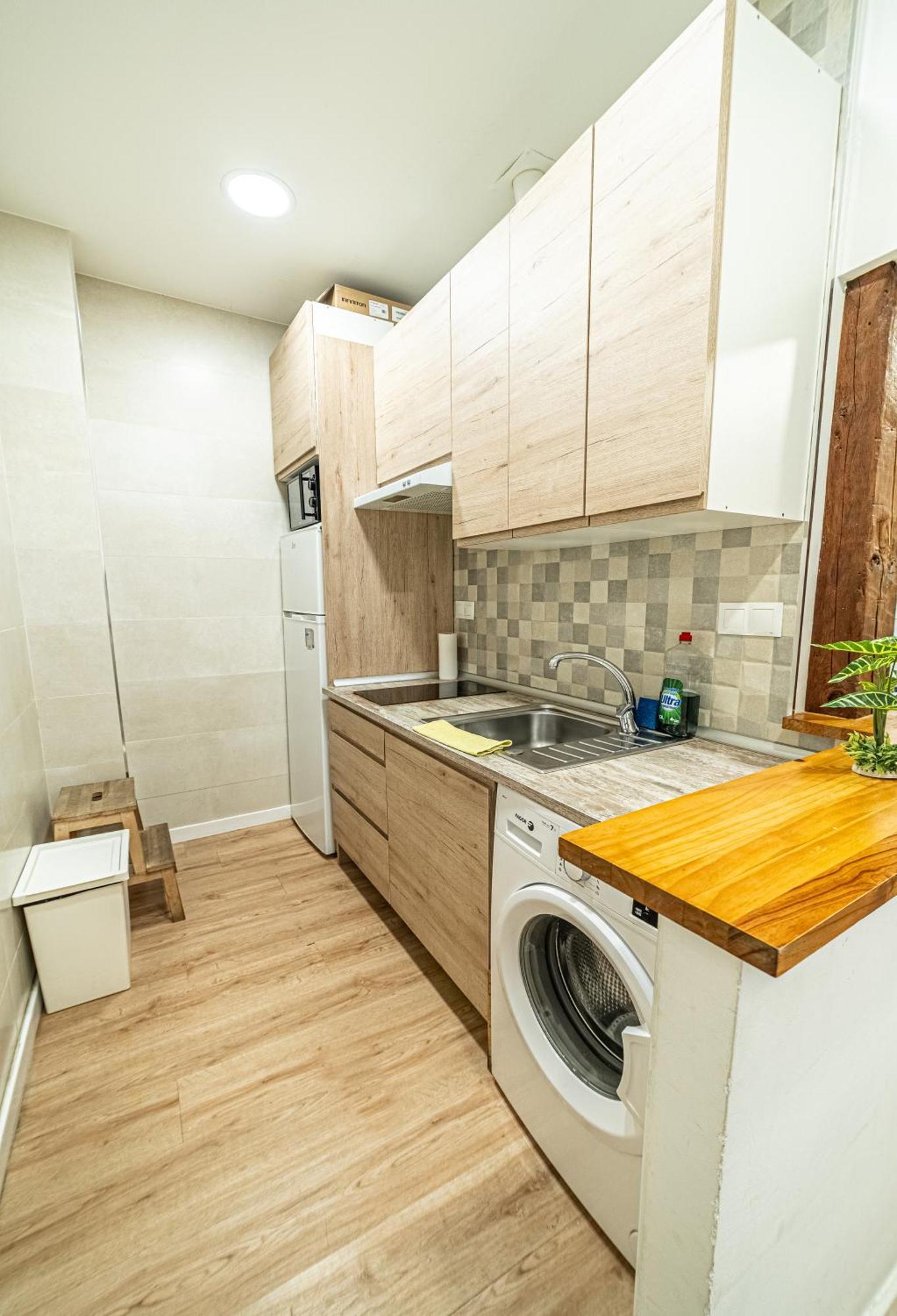 شقة New Flat , Modern , Wifi, 10Min Sol, 5 Reina Sofia مدريد المظهر الخارجي الصورة